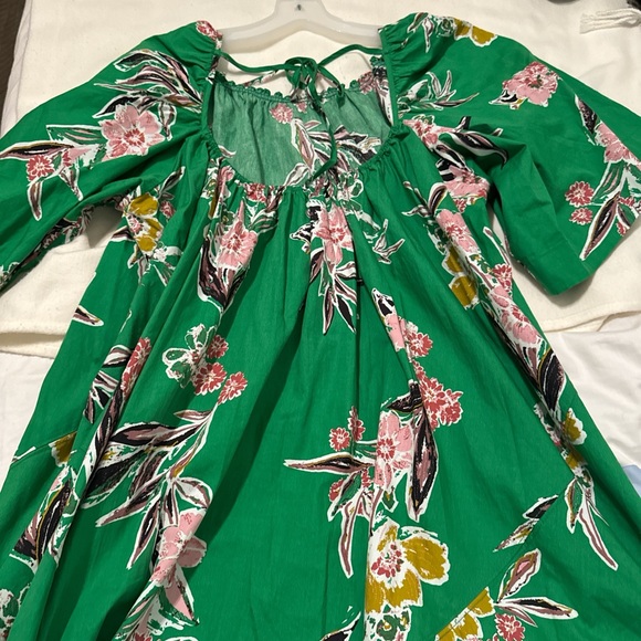 Free People - Picture 2 of 4